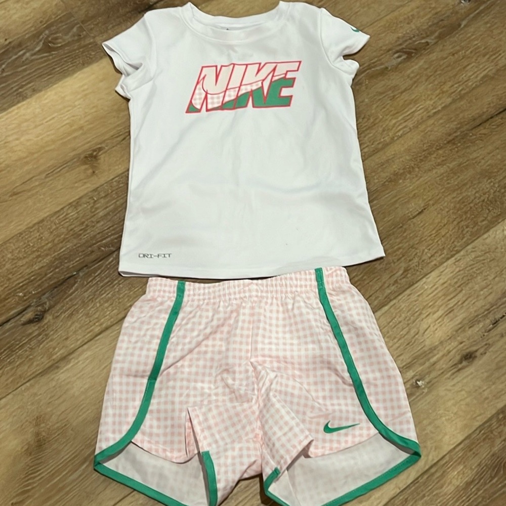 Girls Nike Shirt & Shorts Set- Pink Gingham- 6x